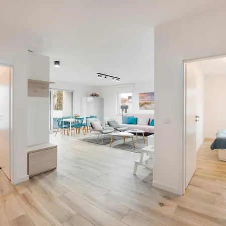 Platinium, Sun & Snow